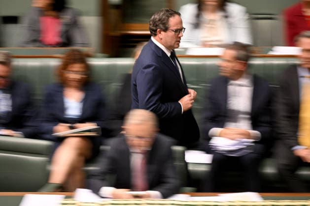 QUESTION TIME, Australian Veterans™ Affairs Minister Matt Keogh reacts during Question Time at Parliament House in Canberra, Thursday, August 20, 2026. ( NO ARCHIVING CANBERRA AUSTRALIAN CAPITAL TERRITORY AUSTRALIA PARLIAMENT HOUSE  Copyright: xLUKASxCOCHx 20260820195530495777