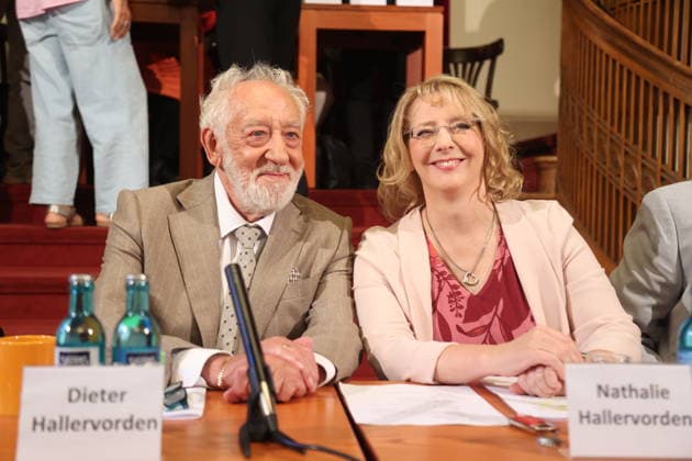 Berlin, August 26, 2026: Dieter Hallervorden presents his latest stage show in Berlin, accompanied by his daughter Nathalie. Copyright: xMatthiasxGränzdörferx