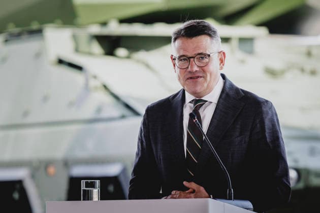 Boris Rhein, Minister-President of Hesse, photographed during a press conference on RheinMetall s planned Defense Hub Nordhessen at Kassel Calden Airport in Kassel, August 27, 2026, Kassel, Germany Copyright: xFlorianxGaertnerx