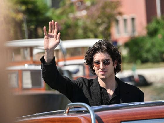 IPA87999900 - Venice, 83rd Venice International Film Festival 2026 - Arrivals at the Excelsior Hotel™s pier - Pictured: Nicolas Maupas  Copyright: xSimonexComix xPoolxPhotoxEventsx08x 87999900
