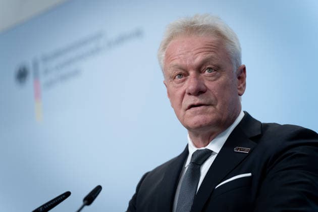 Alois Rainer, Federal Minister of Food and Agriculture, Berlin; Federal Ministry of Agriculture, Food, and Home Affairs (BMLEH); press conference; Alois Rainer, Federal Minister of Food and Agriculture, Berlin; Berlin, GER