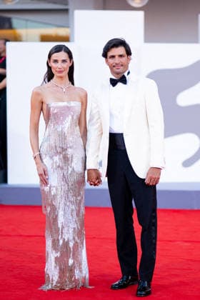 Carlos Sainz and his partner Rebecca Donaldson at the opening ceremony and the screening of the film *Ink* during the 83rd Venice International Film Festival, the Mostra on September 2, 2026. Pierre Perusseau, Bestimage. Celebrities attending the *Ink* screening and the opening ceremony of the 83rd Venice International Film Festival at the Sala Grande on September 2, 2026, in Venice, Italy. Venice, Italy  Copyright: xPierrexPerusseaux xBestimagexPierrexPerusseaux xBestimagex