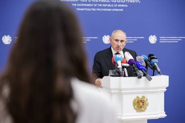 ARMENIA, YEREVAN - SEPTEMBER 3, 2026: Armenia s Prime Minister Nikol Pashinyan gives a press briefing at the Government House Yerevan Armenia  - ZUMAt113 20260903_zaa_t113_466 Copyright: xAlexanderxPatrinx