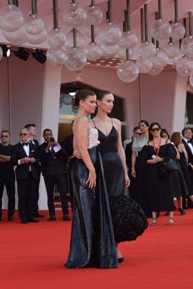 83rd Venice Film Festival 83rd Venice Mostra Venice International Film Festival Bucking Fastard Premiere Rooney Mara and Kate Mara attend the Bucking Fastard Premiere Photos by Thomas Bohlen Starface 459372 September 3, 2026 Venice, Italy  Copyright: xThomasxBohlenx STAR_459372_065