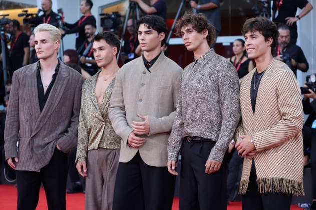 Tim Schäcker, Bene Schulz, Jacob Rott, Julian Braun, and Luis Freitag at the premiere of the feature film *Mr. Nelson*, *Did You Kill People, Nelson?* (*Nelson san, anata wa hito o koro shimashita ka*) at the 2023 Venice Biennale—the 83rd Venice International Film Festival—at the Palazzo del Cinema in Venice, September 4, 202 Foto:xD.xBedrosianx xFuturexImagex kill_6930
