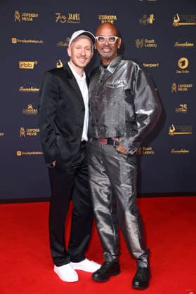 Pierre Sanoussi Bliss with his friend Dennis Ortmann at the 32nd Golden Hen Awards ceremony in 2026 at the Leipzig Trade Fair, September 4, 2026 Foto:xN.xKubelkax xFuturexImagex henne_6272