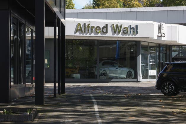 The Wahl Group s headquarters in Siegen-Weidenau. The Wahl Group has filed for self-administered insolvency proceedings. Wahl Group on September 6, 2026, in Siegen, Germany