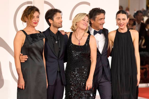 September 7, 2026, Venice Lido, Italy: From left to right Jasmine Trinca, Romana Maggiora Vergaro, Valeria Bruni Tedeschi, Adriano Giannini and Paolo Strippoli attend the red carpet of movie L estranea during the 83rd Venice Film Festival at Palazzo del Cinema. Venice Lido Italy  - ZUMAs197 20260907_aaa_s197_328 Copyright: xMarioxCartellix