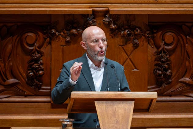 September 8, 2026, Lisbon, Lisbon, Portugal: Politician and deputy Rui Tavares speaking during the motion of censure debate against the government at the Assembly of the Republic in Lisbon. Lisbon Portugal - ZUMAr238 20260908_zip_r238_043 Copyright: xRicardoxRochax