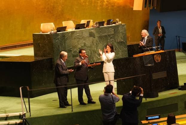 (260908) -- UNITED NATIONS, Sept. 8, 2026 -- Khalilur Rahman (2nd L), president of the 81st session of the UN General Assembly, takes over the gavel at the closing meeting of the 80th UN General Assembly at the UN headquarters in New York, Sept. 8, 2026. Outgoing UN General Assembly (UNGA) President Annalena Baerbock declared the 80th UNGA session closed on Tuesday, concluding a year marked by efforts to reform the United Nations, uphold the UN Charter and advance the process for selecting the next secretary-general. ) UN-GENERAL ASSEMBLY-80TH SESSION-CLOSING ZhangxFengguo 