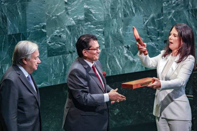 September 8, 2026, New York, New York, United States: ANNALENA BAERBOCK, President of the 80th session of the UN General Assembly, hands the General Assembly gavel to KHALILUR RAHMAN, incoming President of the 81st session, during the closing plenary meeting of UNGA80 at UN Headquarters. The handover marks the transition of the General Assembly presidency from its 80th to 81st session. New York United States - ZUMAo116 20260908_znp_o116_040 Copyright: xBiancaxOterox