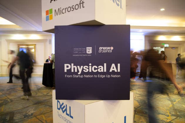 (260909) -- TEL AVIV, Sept. 9, 2026 -- This photo taken on Sept. 8, 2026 shows a view of Israel s First National Physical AI Conference in Tel Aviv, Israel. Israel s first National Physical AI Conference, hosted by Israel s National AI Directorate, was held here on Tuesday, showcasing physical AI applications across industry, medicine, entertainment, infrastructure, and defense under the theme Artificial Intelligence Moving from the Screen to the Physical World. ) ISRAEL-TEL AVIV-PHYSICAL AI-CONFERENCE ChenxJunqing