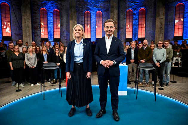 GÄVLE, SWEDEN, September 9, 2026. Prime Ministerial candidates Magdalena Andersson of the Social Democrats and Ulf Kristersson of the Moderates pose for photographers before an election debate in Gävle, Sweden, on September 9, 2026, ahead of the general election on September 13 GÄVLE SWEDEN x10040x  Copyright: xAndersxWiklund TTx SWEDEN ELECTION DEBATE yTCckjipOF8