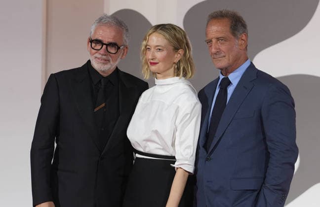 September 9, 2026, Venise, Bretagne, italie: 0VENICE, ITALY - SEPTEMBER 09:Stephane Brize , Alba Rohrwacher and Vincent Lindon attends the Un Bon Petit Soldat Screening during the 83rd Venice International Film Festival at Sala Grande on September 09, 2026 in Venice, Italy. Photo: . Venise italie - ZUMAl193 20260909_zsp_l193_122 Copyright: xLaurentxLairysx Venise italie - ZUMA1082 1082735363st Copyright: xIMAGO LaurentxLairysx