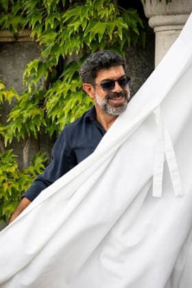 September 10, 2026, Venice, Rome, Italy: Pierfrancesco Favino, from the film God Laughs, arrives at the dock of the Hotel Excelsior during the 83rd Venice Film Festival. Venice, September 10, 2026 Venice Italy  - ZUMAa289 20260910_zia_a289_016 Copyright: xMichelexCutulix xAgfx