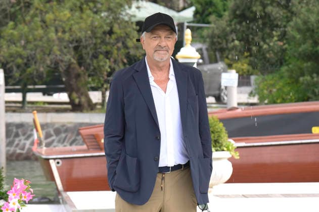 Giovanni Veronesi upon arrival at the pier of the Hotel Excelsior at the 2026 Venice Biennale, 83rd Venice International Film Festival, Venice, September 10, 2026 Foto:xA.xM.xTinghinox xFuturexImagex favino_6916