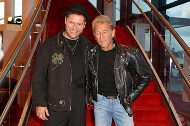 Johannes Oerding and Peter Maffay at the 17th German Radio Awards ceremony in 2026 at the Stage Theater an der Elbe in Hamburg, September 10, 2026 Foto:xC.xTamckex xFuturexImagex radiopreis_6944