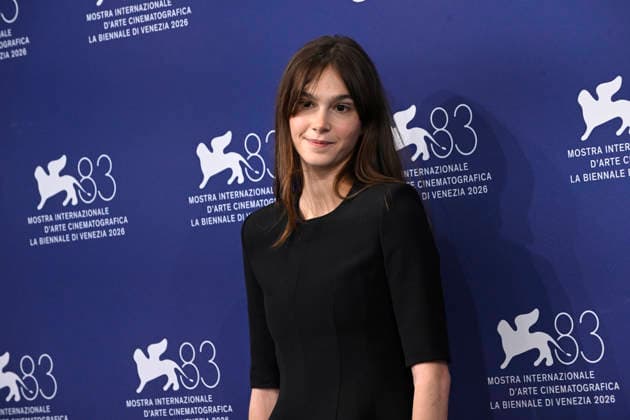 AnaÃ¯s Demoustier attends the Un Peu Avant Minuit Photocall during the 83rd Venice International Film Festival at Palazzo del Casino on September 10, 2026 in Venice, Italy.  VEN20260910939 RoccoxSpaziani