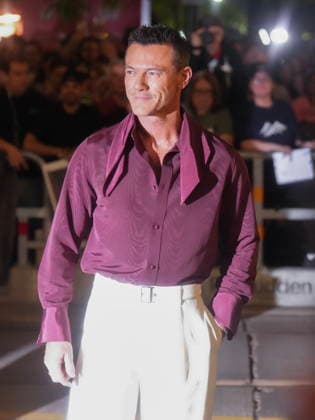 September 10, 2026, Toronto, On, CANADA: Actor Luke Evans poses for photographs on the red carpet for the movie The Housewife during the Toronto International Film Festival in Toronto on Thursday, Sept. 10, 2026. Toronto CANADA  - ZUMAc35_ 20260910_zaf_c35_202 Copyright: xNathanxDenettex