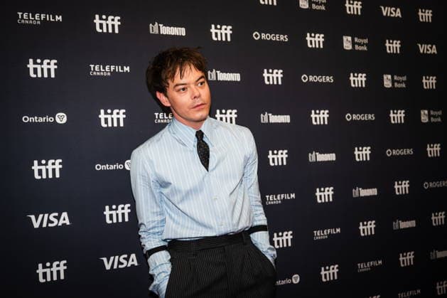 September 10, 2026, Toronto, On, Canada: Charlie Heaton is pictured on the red carpet for Below at the Toronto International Film Festival in Toronto, on Thursday, Sept. 10, 2026. Toronto Canada  - ZUMAc35_ 20260910_zaf_c35_235 Copyright: xLauraxProctorx