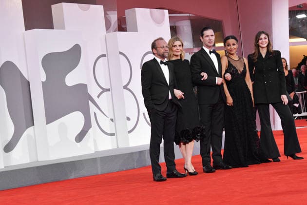 83rd Venice Film Festival 83rd Venice Film Festival Venice International Film Festival UN PEU AVANT MINUIT Premiere Melvil Poupaud, Chiara Mastroianni, Nicolas Pariser, Léonie Simaga, and Clara Pacini attend the screening of *Un Peu Avant Minuit*. Photos by Thomas Bohlen, Starface 459571, September 10, 2026, Venice, Italy  Copyright: xThomasxBohlenx STAR_459571_041