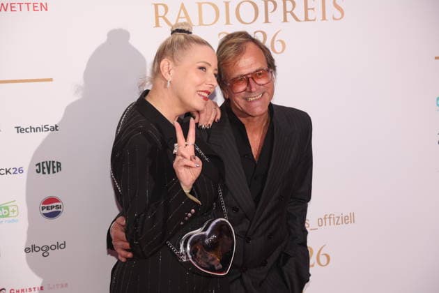 Sabrina Winter, also known as Stereoblond, and Steve Norman of Spandau Ballet at the 17th German Radio Awards ceremony in 2026 at the Stage Theater an der Elbe in Hamburg, September 10, 2026 Copyright: xAgenturxMatthiasxWehnertx xM.xGränzdörferx