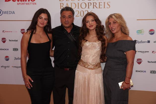 Zahide Kayaci, also known as Zah1de, and guests at the 17th German Radio Awards ceremony in 2026 at the Stage Theater an der Elbe in Hamburg, September 10, 2026 Copyright: xAgenturxMatthiasxWehnertx xM.xGränzdörferx