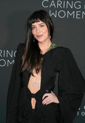 Kering Foundation 5th Annual Caring for Women Gala attend the Kering Foundation 5th Annual Caring for Women Gala, held at The Pool, Seagram Building in New York City, Thursday September 10, 2026. Photography by Jennifer Graylock-Graylock.com 917-519-7666Dakota Johnson attends the Kering Foundation 5th Annual Caring for Women Gala, held at The Pool, Seagram Building in New York City, Thursday September 10, 2026. Photography by Jennifer Graylock-Graylock.com 917-519-7666, Credit:Jennifer Graylock Avalon United States, New York, New York, The Pool Seagram Building  Copyright: xJenniferxGraylockx xAvalonx 1133253050