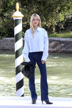 Alma Noce upon her arrival at the pier of the Hotel Excelsior at the 2026 Venice Biennale 83rd Venice International Film Festival Venice, September 11, 2026 Foto:xA.xM.xTinghinox xFuturexImagex noce_6902