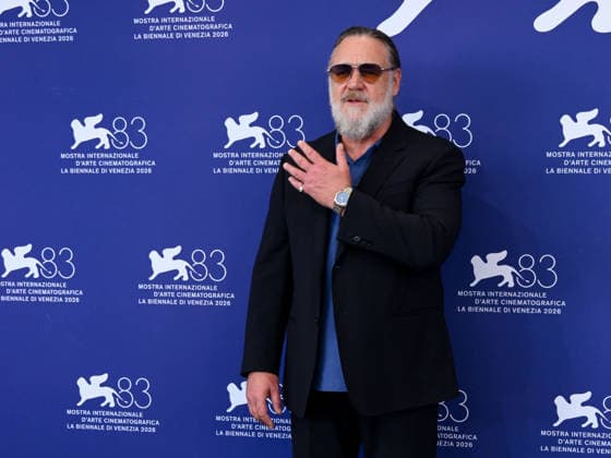 IPA88396862 - Venice, 83rd Venice International Film Festival 2026 - Day 10 - Photocall for What Love Builds - Pictured: Russell Crowe  Copyright: xAlbertoxTerenghix xPoolxPhotoxEventsx08x IPA88396862