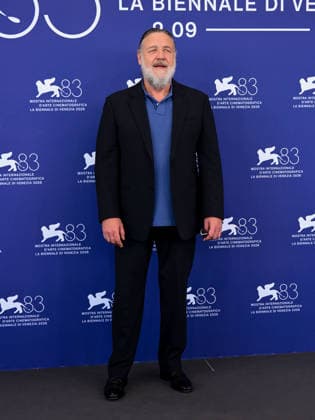 IPA88396875 - Venice, 83rd Venice International Film Festival 2026 - Day 10 - Photocall for What Love Builds - Pictured: Russell Crowe  Copyright: xAlbertoxTerenghix xPoolxPhotoxEventsx08x IPA88396875