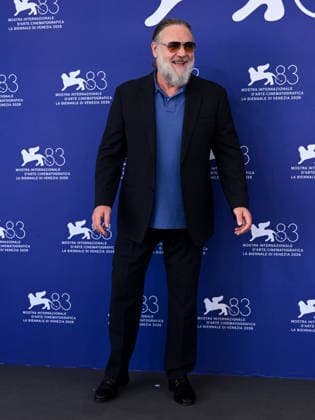 IPA88396857 - Venice, 83rd Venice International Film Festival 2026 - Day 10 - Photocall for What Love Builds - Pictured: Russell Crowe  Copyright: xAlbertoxTerenghix xPoolxPhotoxEventsx08x IPA88396857