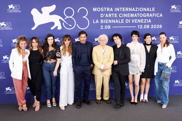 News - Ritorno a Buenos Aires Photocall - The 83rd Venice International Film Festival Cast and crew attend the Ritorno a Buenos Aires Photocall during the 83rd Venice International Film Festival at Palazzo del Casino on September 11, 2026 in Venice, Italy. Photo: Cinzia Camela. Lido di Venezia Palazzo del Cinema Italy Copyright: xCinziaxCamelax xLiveMediax LPN_2664317