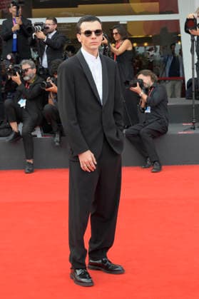 Francesco Gheghi at the premiere of the film *Dio ride* at the 2023 Venice Biennale—the 83rd Venice International Film Festival—at the Palazzo del Cinema in Venice, September 11, 2026 Foto:xA.xM.xTinghinox xFuturexImagex ride_6911