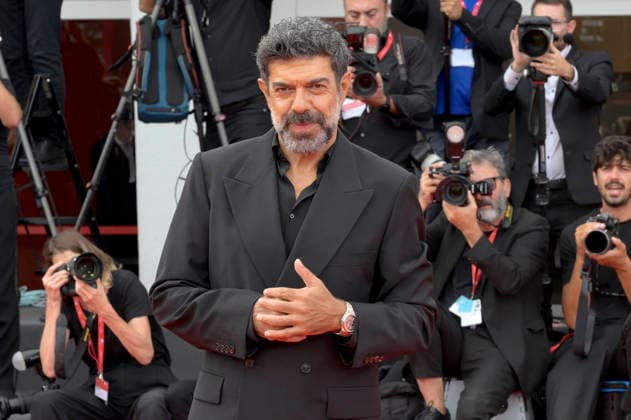 Pierfrancesco Favino at the premiere of the film *Dio ride* at the 2023 Venice Biennale—the 83rd Venice International Film Festival—at the Palazzo del Cinema in Venice, September 11, 2026 Foto:xA.xM.xTinghinox xFuturexImagex ride_6924