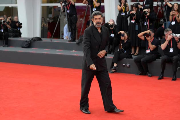 September 11, 2026, Venice Lido, Italy: Pierfrancesco Favino attends the red carpet of movie Dio ride during the 83rd Venice International Film Festival at Palazzo del Cinema. Venice Lido Italy - ZUMAs197 20260911_aaa_s197_349 Copyright: xMarioxCartellix