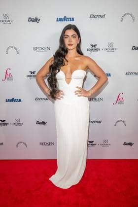 The Daily Front Row s Fashion Media Awards, New York, USA - 11 Sep Evange Petrakis attends Celebrities attend The Daily Front Row s Fashion Media Awards at the Rainbow Room on September 11, 2026 in New York City. New York United States Copyright: xRonxAdarx xSOPAxImagesx Ron-Adar-1449406