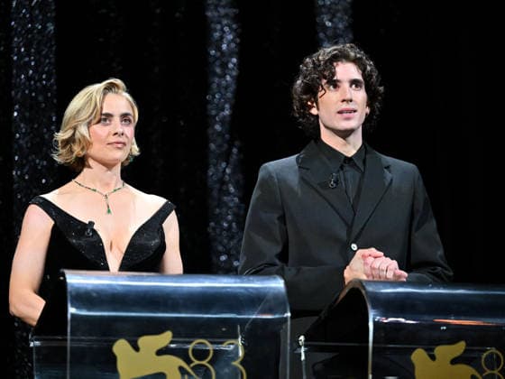 IPA88447717 - Venice, 83rd Venice International Film Festival 2026 - Night 11 - Closing Ceremony. Awards Ceremony. Pictured: Greta Scarano and Nicolas Maupas  Copyright: xGretaxScaranoxexNicolasxMaupasx xPoolxPhotoxEventsx08x IPA88447717