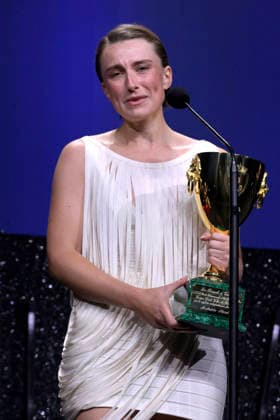Closing Ceremony of the Venice International Film Festival Actress Laleh Marzban receives the Volpi Cup for Best Actress for *Falling House* during the closing gala of the Venice International Film Festival on September 11, 2026, in Venice, Italy. The festival, the oldest in the world, celebrated its 83rd edition this year. The international jury, chaired by Maggie Gyllenhaal, awarded the Golden Lion for Best Film and the other official prizes: the Grand Jury Prize, the Silver Lion for Best Director, Volpi Cups for Best Actress and Best Actor, Best Screenplay Award, Special Jury Prize, and the Marcello Mastroianni Award for a Young Performer. SEPTEMBER 12, 2026 VENICE FILM FESTIVAL FILM AWARDS ACTORS ACTRESSES DIRECTOR Venice, Italy Venice Copyright: xRoccoxSpazianix 7769611