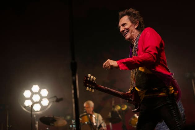 Ronnie Wood Performs in Barcelona: Musician Ronnie Wood during a performance at Sala Razzmatazz on September 12, 2026, in Barcelona, Catalonia, Spain. The Rolling Stones guitarist Ronnie Wood is performing this concert as part of his European tour, in which he has put a special spin on his repertoire outside of The Rolling Stones SEPTEMBER 12, 2026 GUITARIST MUSICIAN MUSIC ROLLING STONES EUROPEAN TOUR CONCERT CATALONIA ENTERTAINMENT CULTURE Lorena Sopê Barcelona, Catalonia Barcelona, Catalonia, Spain  Copyright: xLorenaxSopÃªnax 7769661