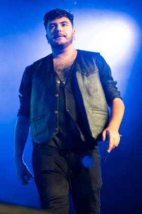 Linaje Performs in Madrid, Spain - 12 Sep 2026 Aaron Romero from the rock band Linaje performs live on stage during a festival at La Riviera. Madrid Spain Copyright: xAtilanoxGarciax xSOPAxImagesx PHOTO07140