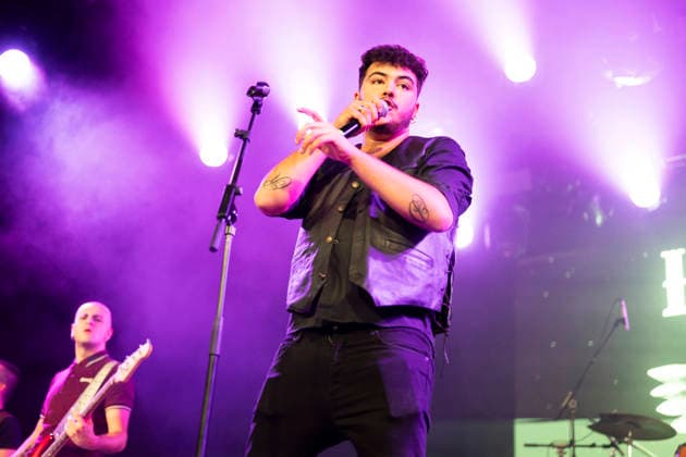 Linaje Performs in Madrid, Spain - 12 Sep 2026 Aaron Romero from the rock band Linaje performs live on stage during a festival at La Riviera. Madrid Spain Copyright: xAtilanoxGarciax xSOPAxImagesx PHOTO07149