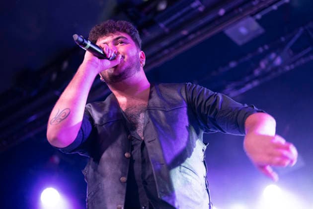 Linaje Performs in Madrid, Spain - 12 Sep 2026 Aaron Romero from the rock band Linaje performs live on stage during a festival at La Riviera. Madrid Spain Copyright: xAtilanoxGarciax xSOPAxImagesx PHOTO07159