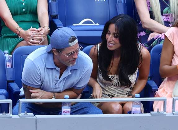 US Open - Brad Pitt and girlfriend Ines de Ramon In The Stands - New York Brad Pitt and girlfriend Ines de Ramon attend the Women s Final at the US Open in New York on September 12, 2026. Photo by Dylan Travis ABACAPRESS.COM New York NY United States  Copyright: xDylanxTravis ABACAx