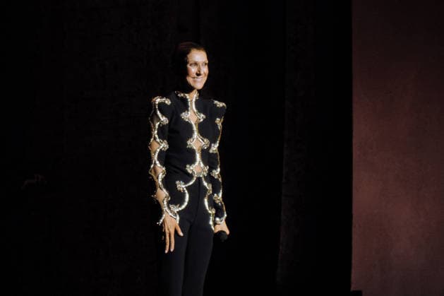 Exclusive: Quebec singer Céline Dion makes a triumphant return to the stage at the Plénitude Arena to kick off her Paris residency, a series of sixteen concerts scheduled through October 17, 2026. Ten additional dates are planned for May 2027. In front of an audience of approximately 30,000 people from all over the world, the 58-year-old artist performed her first full concert in six years, following a long hiatus due to her battle with stiff-person syndrome, a rare neurological disorder diagnosed in 2022. Visibly moved, Céline Dion paused her first song, On ne change pas, overcome with emotion, before launching into a show lasting more than two hours, featuring her greatest hits, including My Heart Will Go On, Pour que tu m’aimes enc  Copyright: xAgencex xBestimagexAgencex xBestimagex