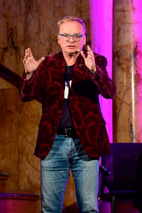 Uwe Steimle with his show *Nu Keen Getue, keen Gemache* at the historic Art Nouveau department store in Görlitz, September 10, 2026 Foto:xM.xWehnertx xFuturexImagex steimle_6906