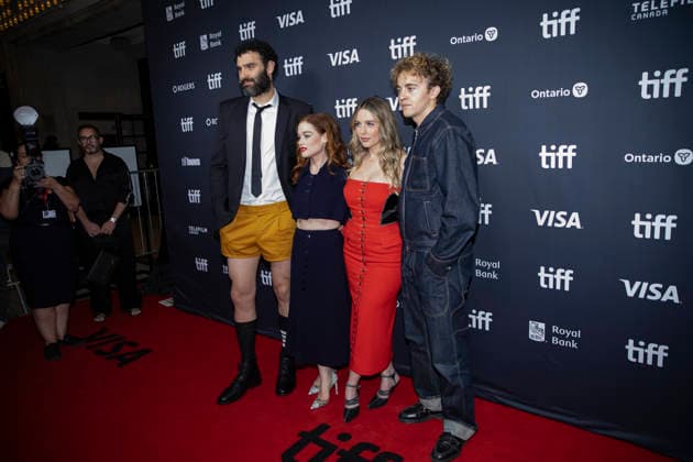 Toronto River Film Premiere TIFF Actors Dane DiLiegro (L), Jane Levy (second L), Jessica Rothe (second R), and Max Mattern (R) pose at the world premiere of River during the Toronto International Film Festival in Toronto, Canada, on September 11, 2026. The film marks the feature debut for writer-director Joshua Giuliano. The slasher follows three siblings who are stalked by a masked killer while stranded on a rural waterway. Toronto Ontario Canada Copyright: xArashxOskooiex