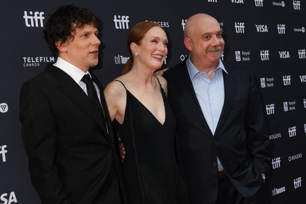 51st Toronto International Film Festival Red carpet for the film The Debut Director Jesse Eisenberg, Julianne Moore, and Paul Giamatti 459658 September 13, 2026 Toronto, Canada  Copyright: xIsabellexVautierx xStarfacex STAR_459658_148