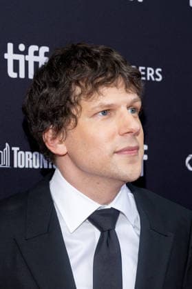 2026 Toronto International Film Festival - The Debut Premiere Jesse Eisenberg attends the premiere of The Debut during the 2026 Toronto International Film Festival at Princess of Wales Theatre on September 13, 2026 in Toronto, Ontario. Toronto Ontario Canada Copyright: xPicjer imageSPACEx