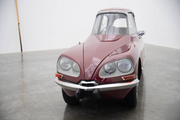 Gabriel Orozco s Chronotopic Exhibition Photocall at White Cube Bermondsey, London, UK A general view of La DS Cornaline (2013) by Gabriel Orozco featuring a modified CitroÃ«n at a photocall for artist Gabriel Orozco s solo exhibition Chronotopic at White Cube Bermondsey, London, England, UK on Monday 14 September, 2026., Credit:Justin Ng Avalon UK, England, London, White Cube Bermondsey  Copyright: xJustinxNgx xAvalonx 1134492414